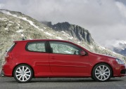 Volkswagen Golf V R32